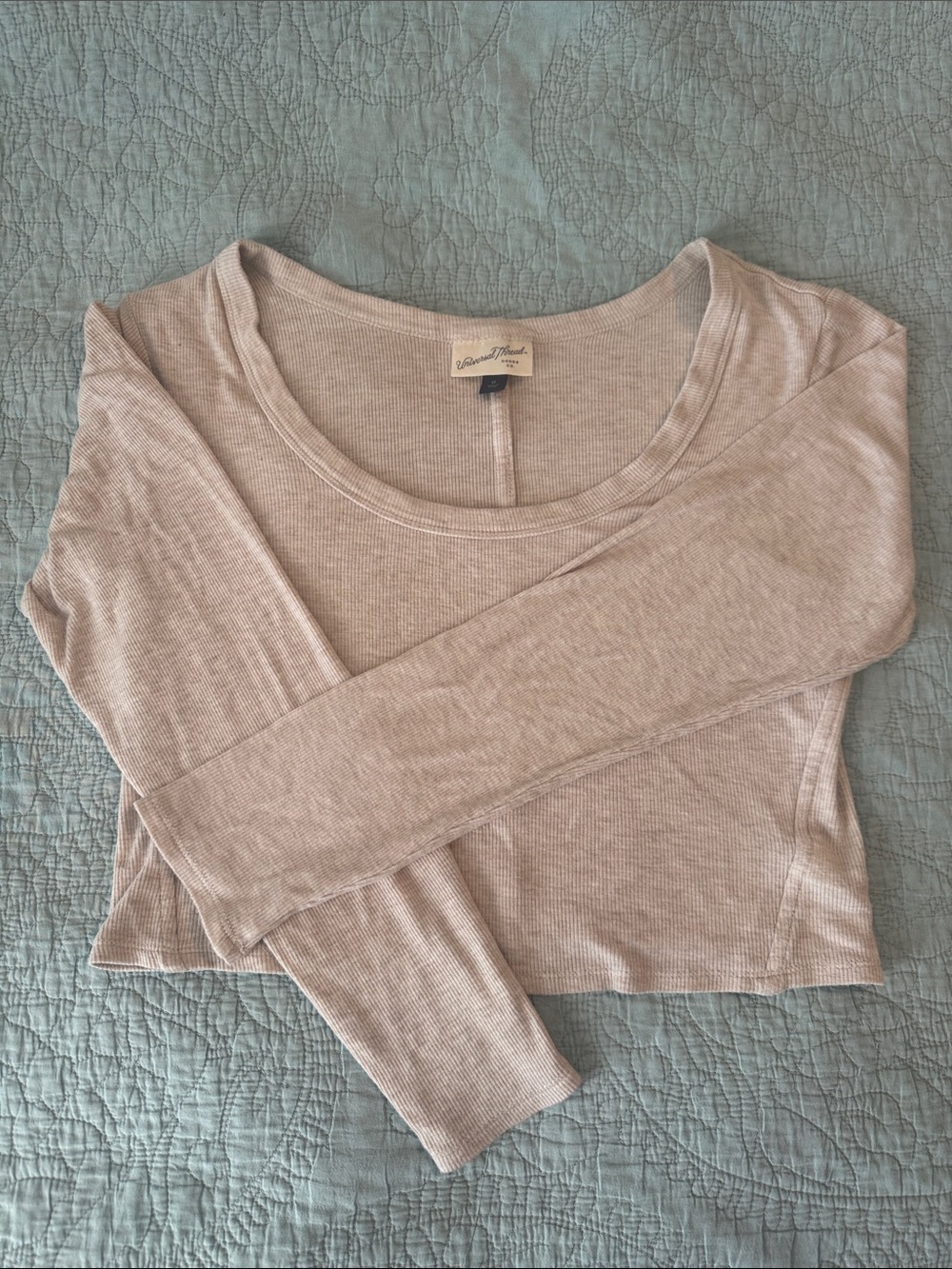 Universal Thread Women's Light Beige Ribbed Long-Sleeve Top